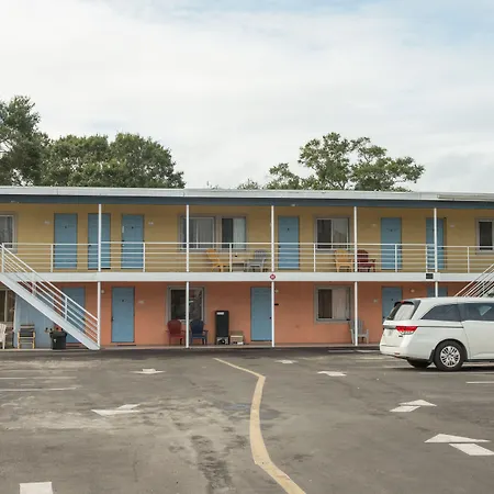 Delux Inn-3